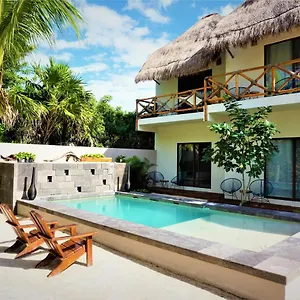 **** Hotel La Puerta Azul Beachfront - Adults Only Mexiko